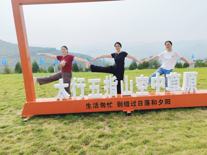 综合办团队1.jpg